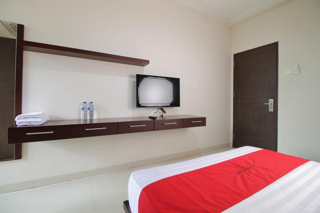 Reddoorz Plus Near Ambassador Mall Jakarta Eksteriør bilde